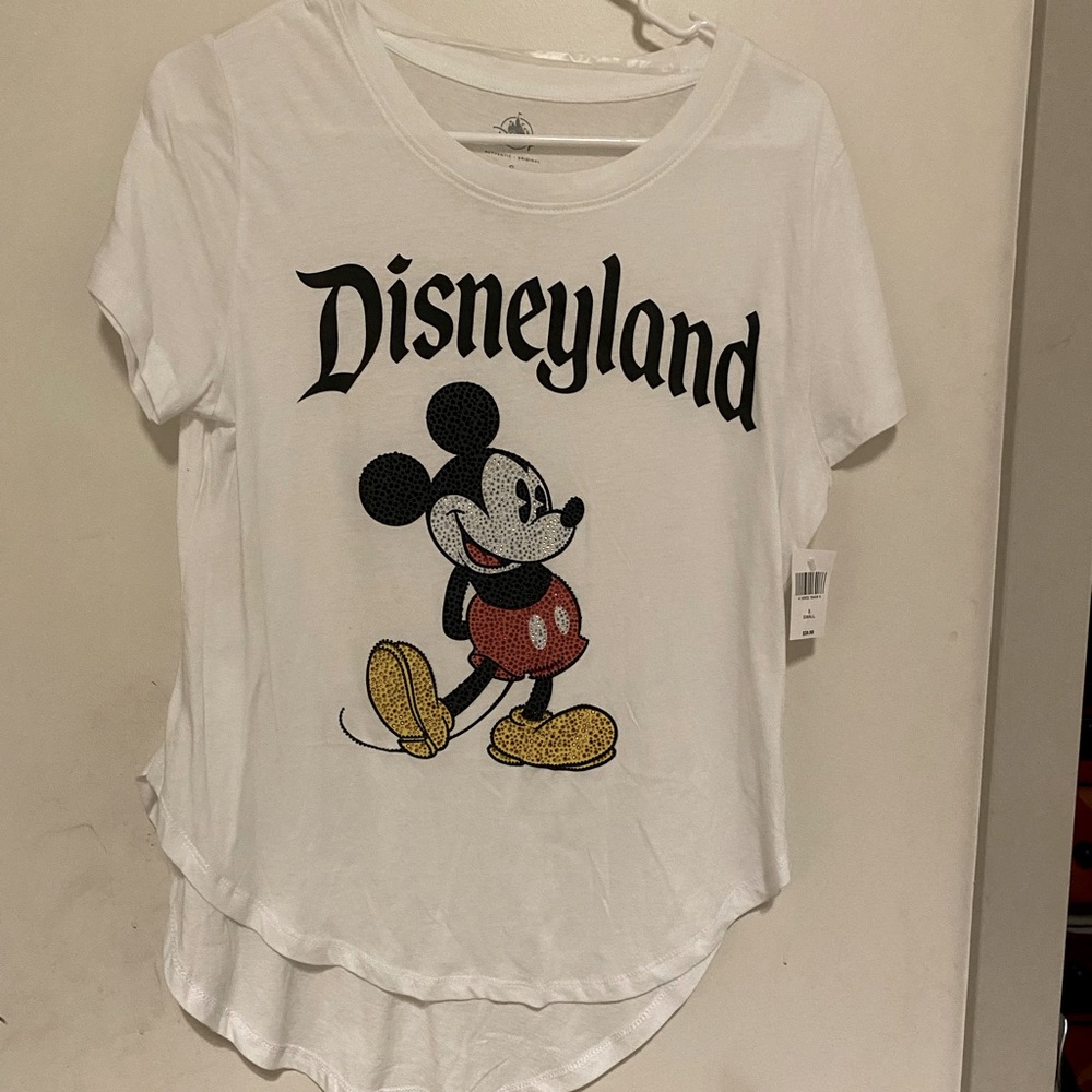Women’s Mickey Disney shirt.